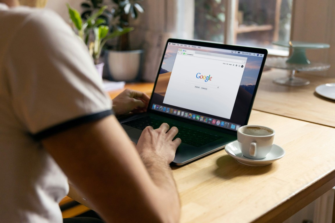 Að stofna Google account með vinnupósti